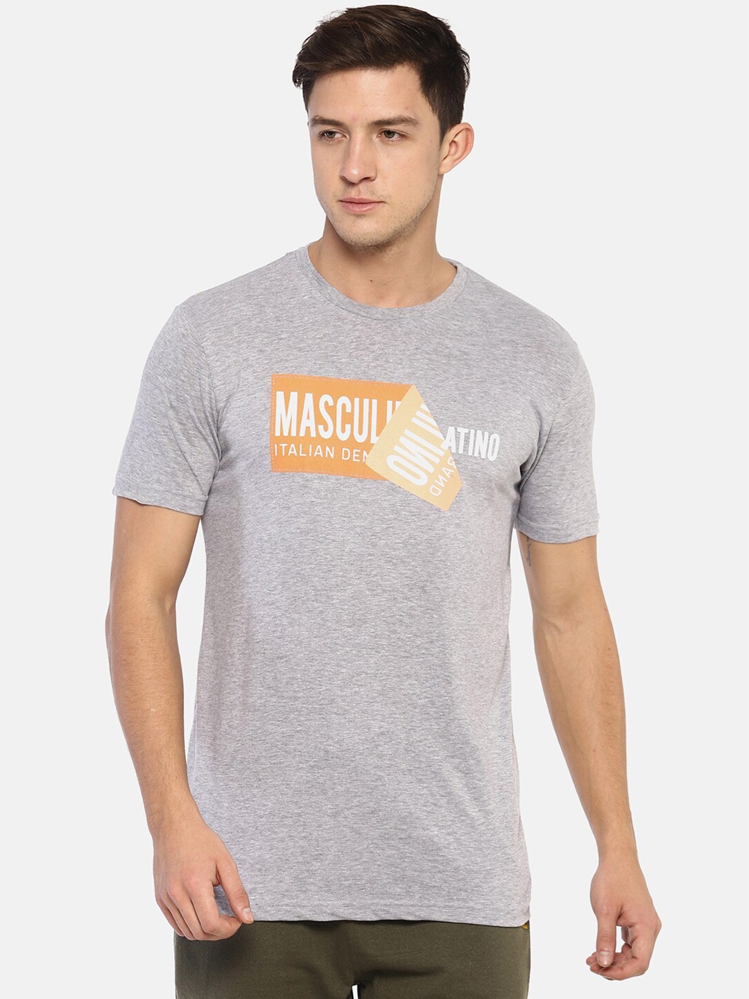

Masculino Latino Men Grey Typography Printed Pure Cotton T-shirt