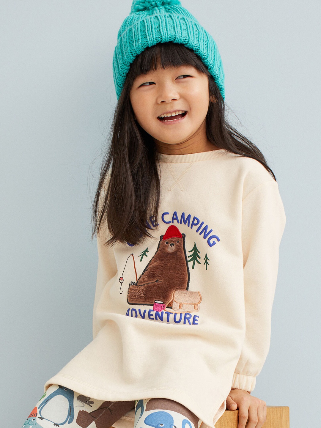 

H&M Girls Beige Long Sweatshirt