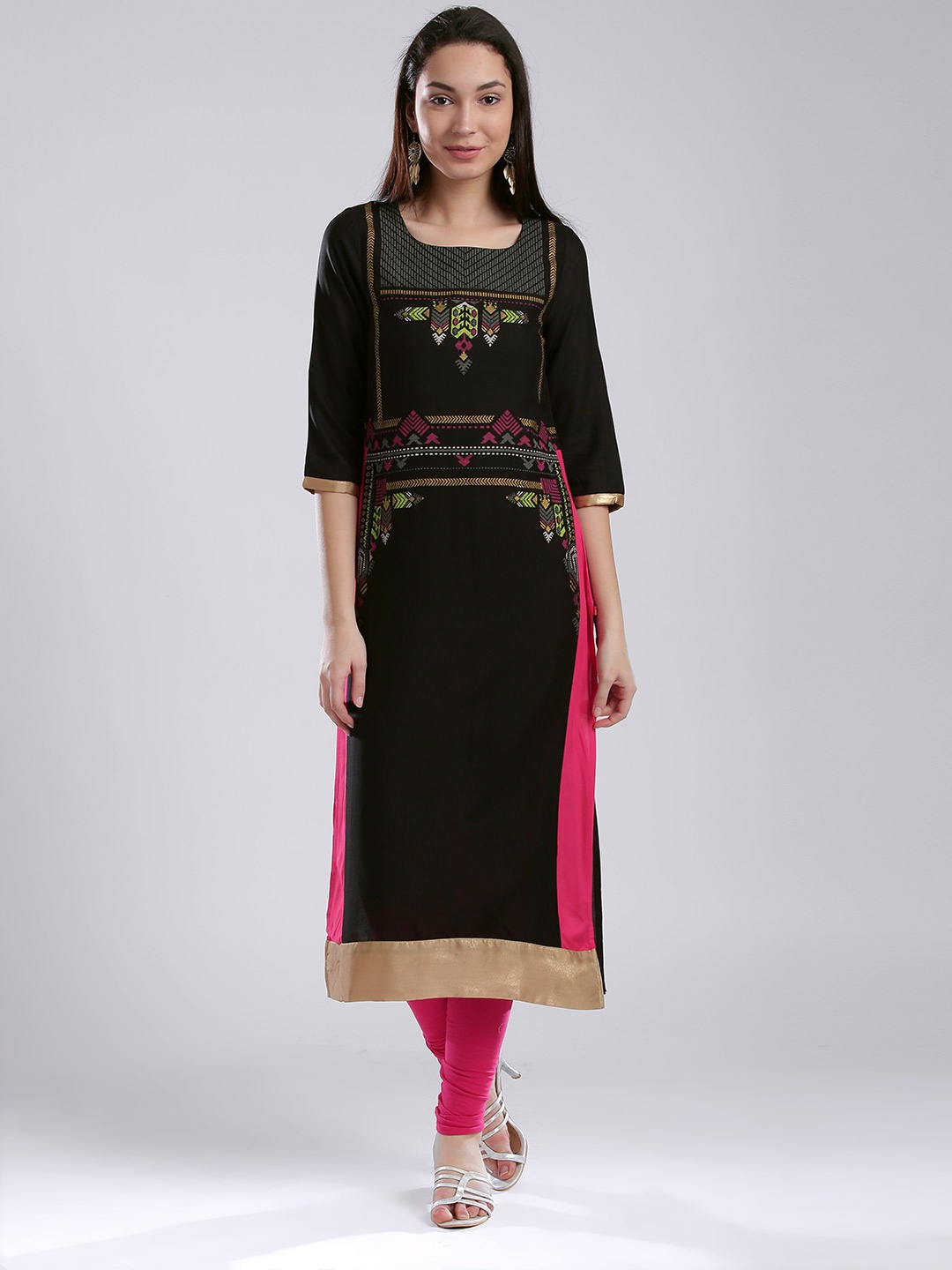 

W Women Black Printed Straight Kurta