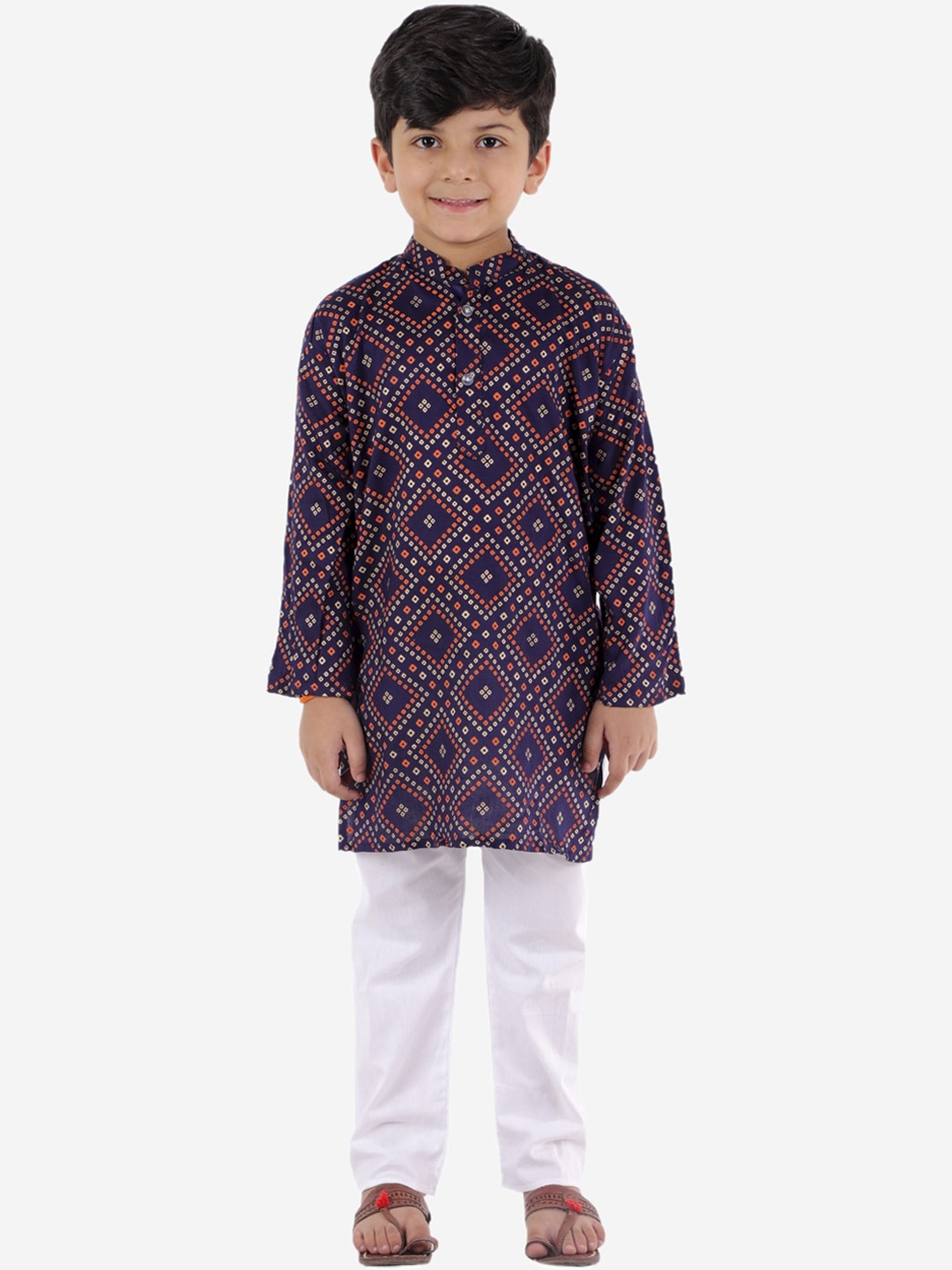 

ahhaaaa Boys Navy Blue Bandhani Print Regular Pure Cotton Kurta with Pyjamas