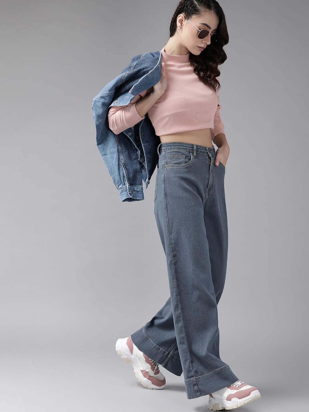 

The Roadster Lifestyle Co Women Blue Wide Leg High-Rise Stretchable Jeans