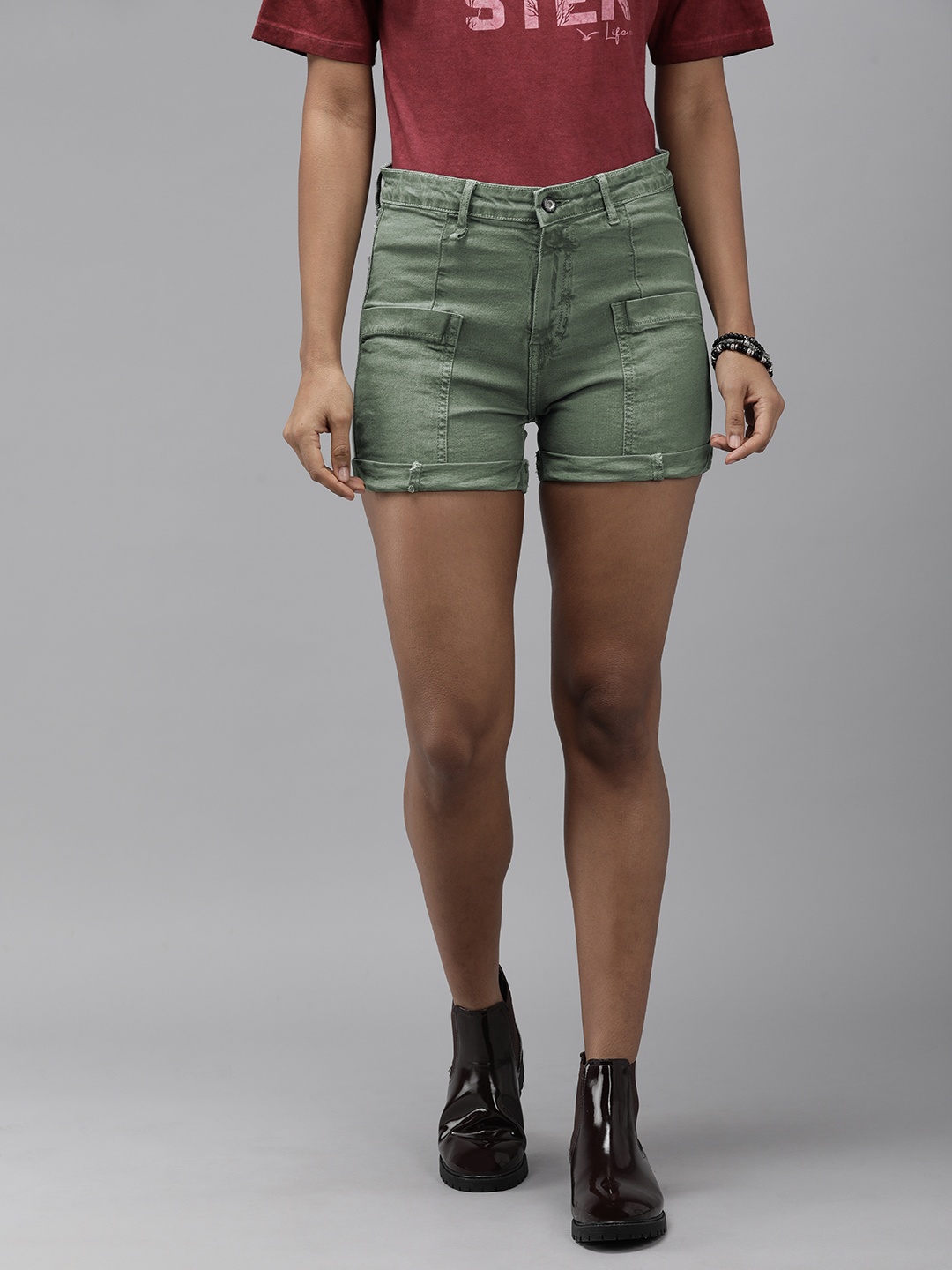 

Roadster Women Green Slim Fit Denim Shorts