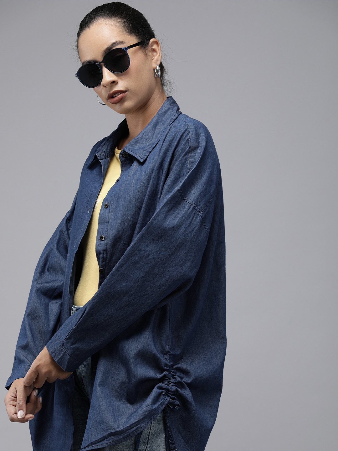 

The Roadster Lifestyle Co Women Blue Solid Casual Denim Shirt