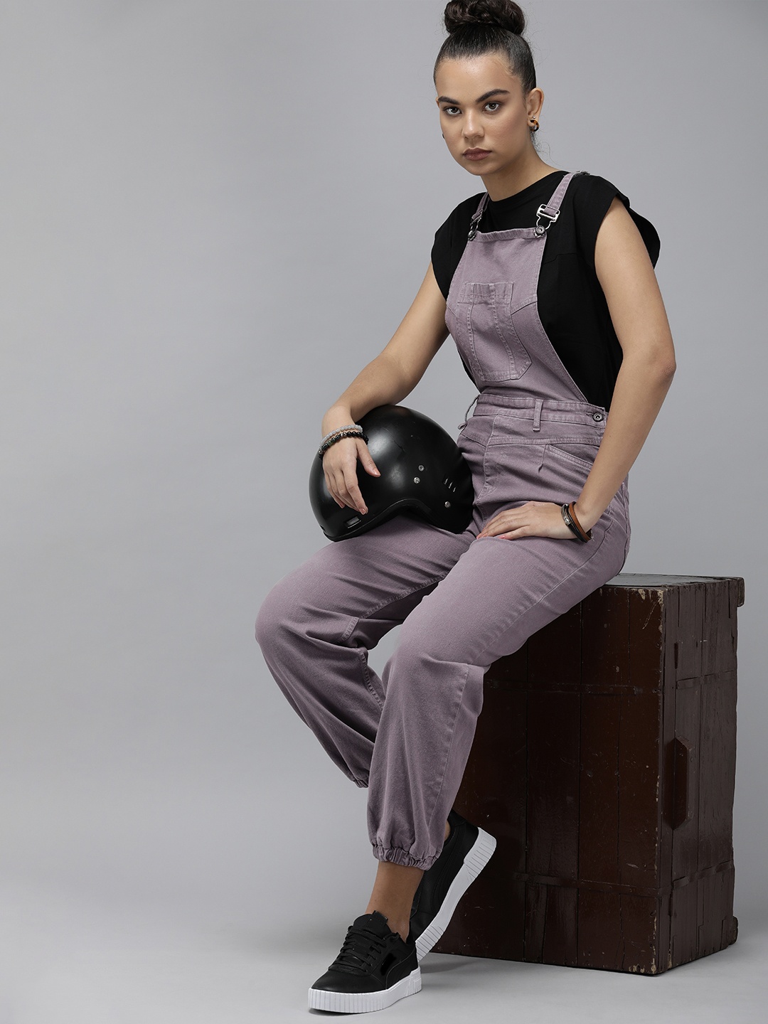 

Roadster Women Purple Solid Jogger Dungarees