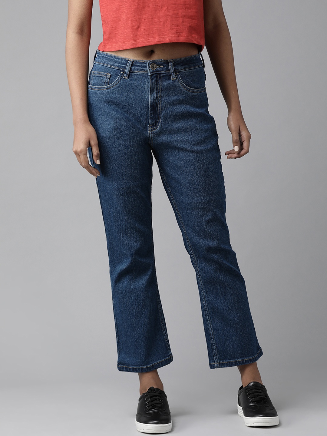 

The Roadster Lifestyle Co Women Blue Straight Fit Stretchable Jeans