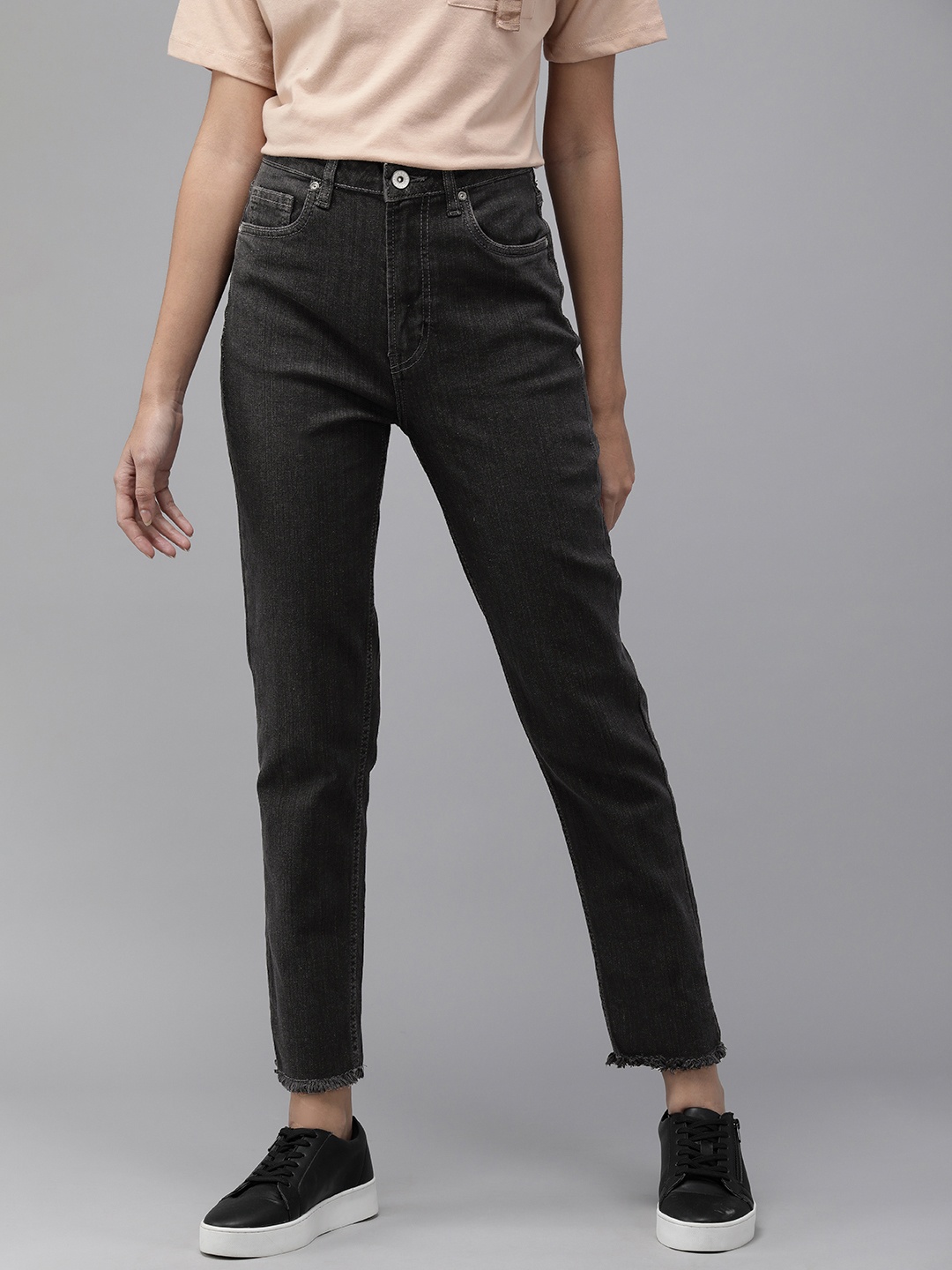 

The Roadstyle Lifestyle Co. Women Charcoal Straight Fit High-Rise Stretchable Jeans