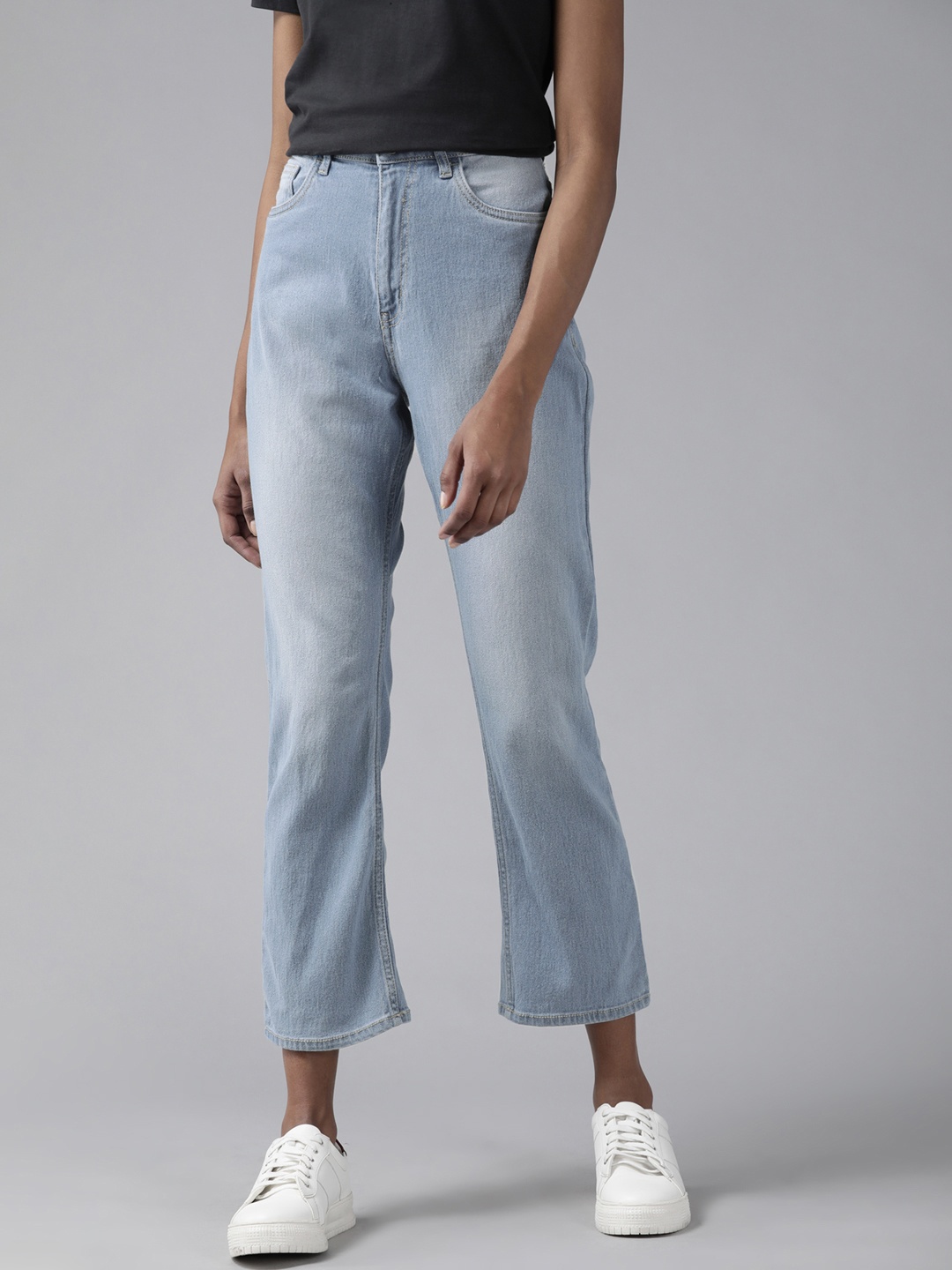 

The Roadster Lifestyle Co Women Blue Straight Fit High-Rise Stretchable Jeans