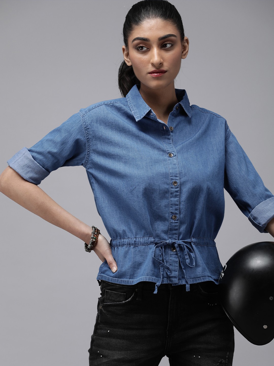 

The Roadster Lifestyle Co Women Blue Denim Pure Cotton Shirt Style Top