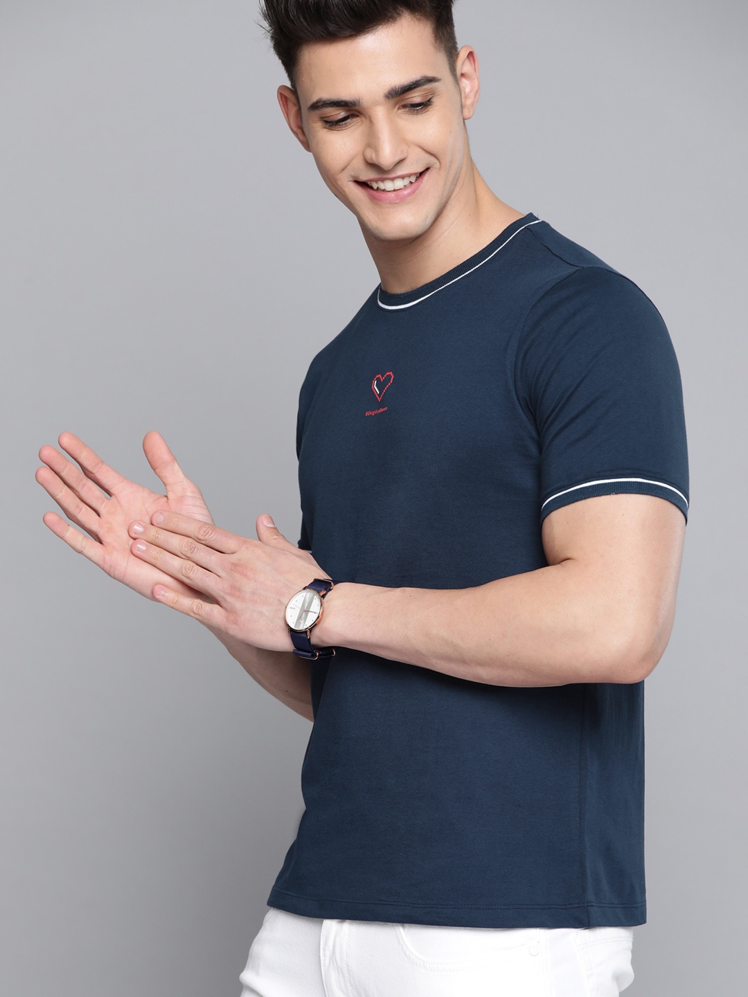 

Mast & Harbour Men Navy Blue Pure Cotton Printed Detail T-shirt