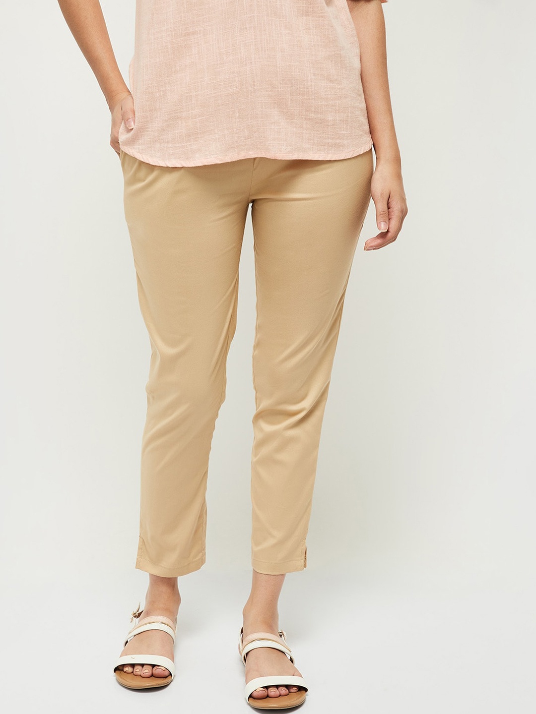 

max Women Beige Solid Trousers