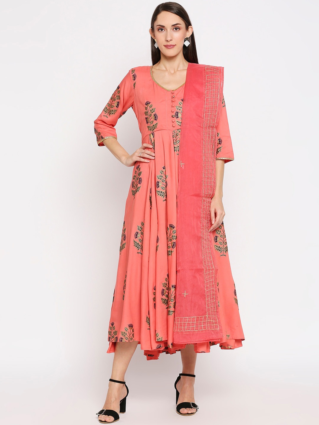

Monk & Mei Women Peach-Coloured & Gold-Toned Ethnic Motifs Printed Cotton Anarkali Kurta