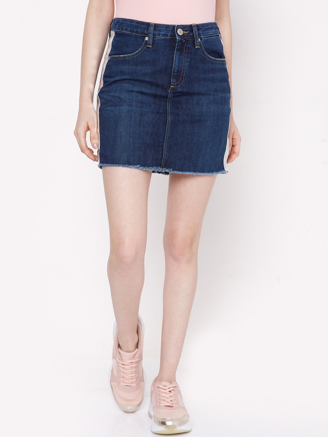 

SPYKAR Women Blue Solid Pure Cotton Denim Mini Skirt