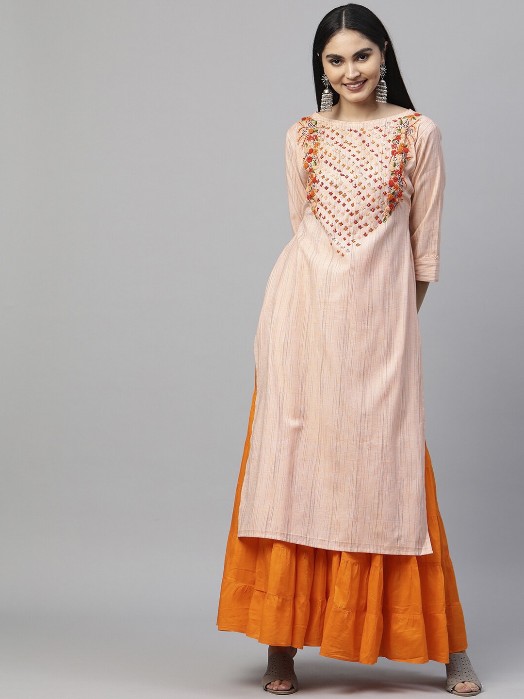 

FASHOR Women Peach-Coloured Floral Embroidered Anarkali Kurta