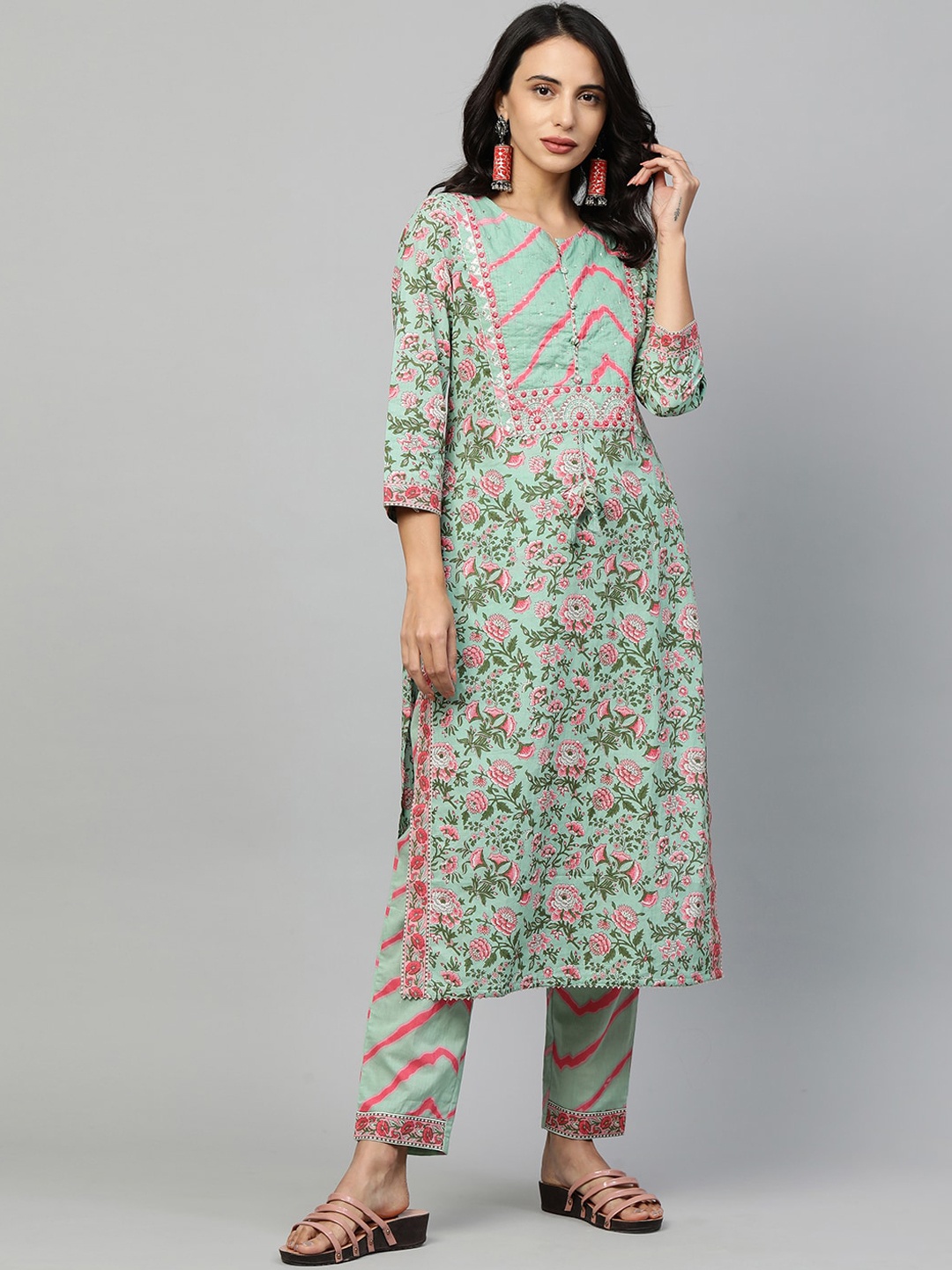 

FASHOR Women Green Floral Printed Thread Work Pure Cotton Kurta With Trousers