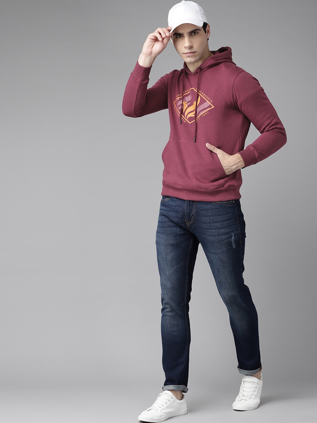 

Blackberrys Men Burgundy Printed Hooded Sweatshirt