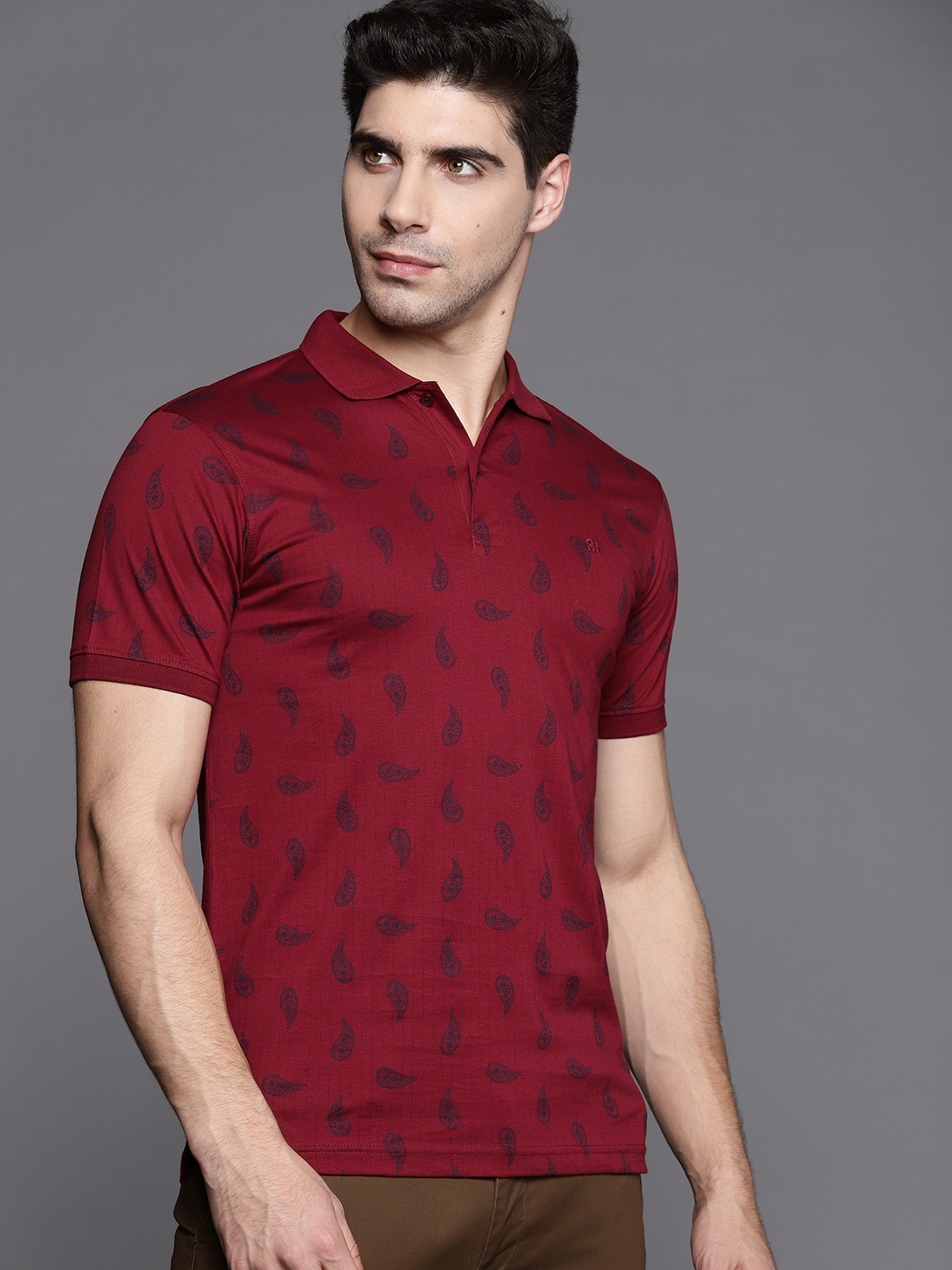 

Raymond Men Maroon & Navy Blue Pure Cotton Floral Printed Polo Collar T-shirt