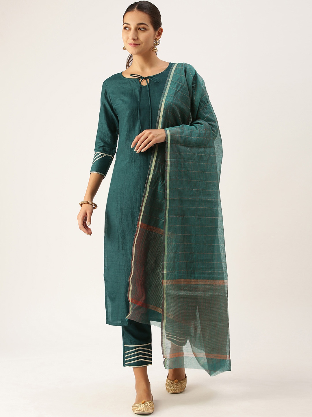 

Minora Women Teal Floral Regular Kurta with Trousers & With Dupatta
