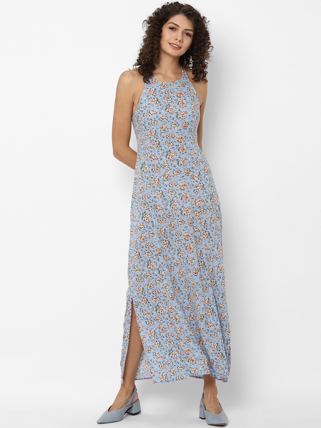 

AMERICAN EAGLE OUTFITTERS Blue Floral Maxi Dress