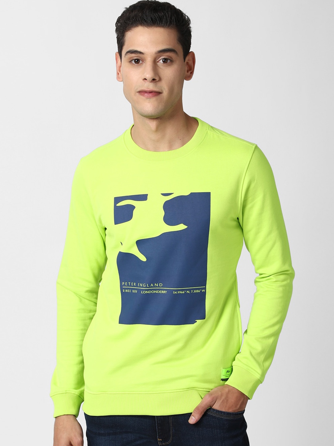 

Peter England Casuals Men Green Printed Sweatshirt