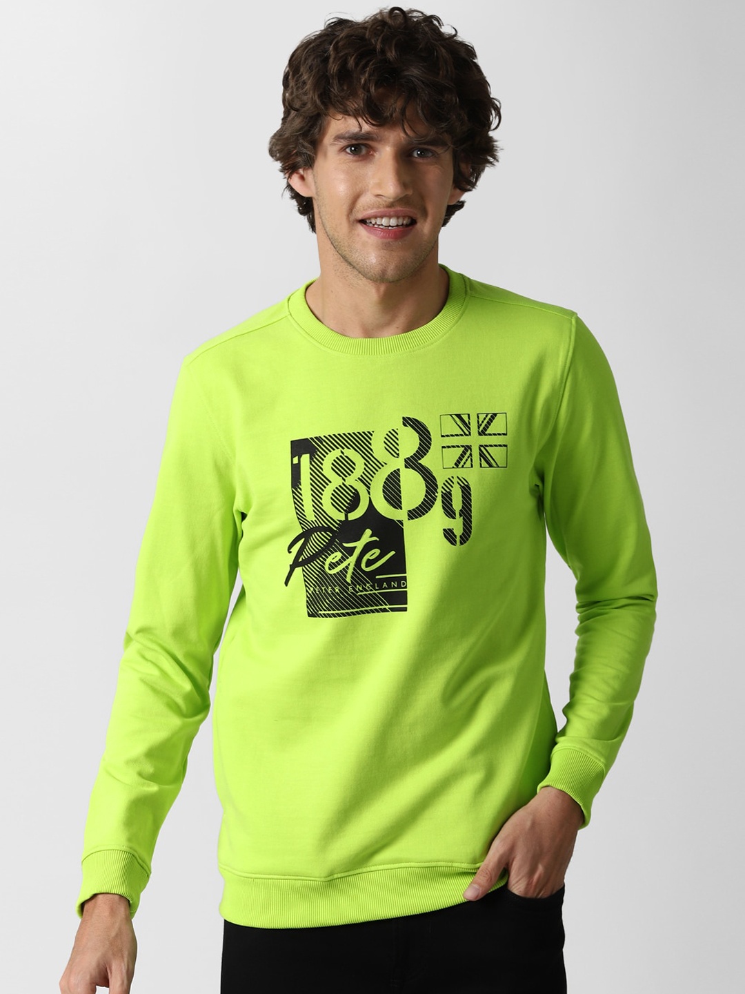 

Peter England Casuals Men Green Printed Sweatshirt