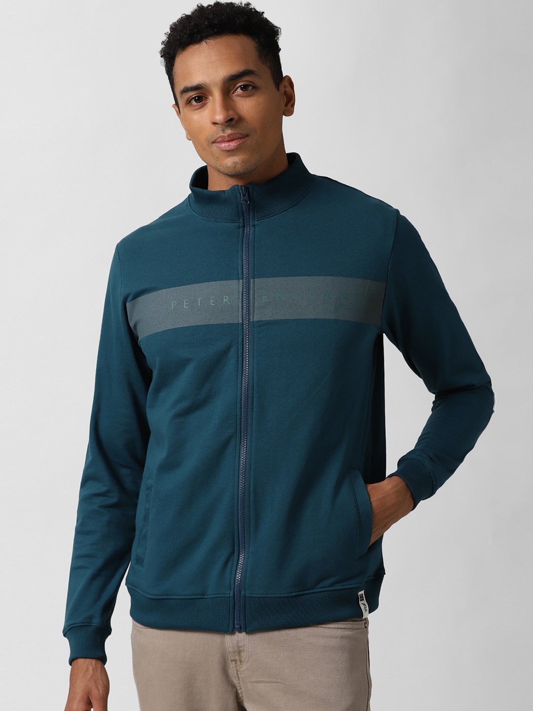 

Peter England Casuals Men Green Printed Sweatshirt