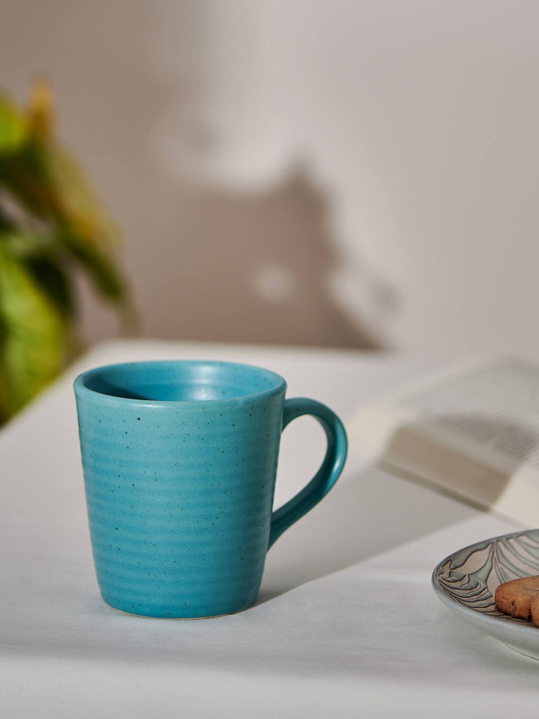 

Chumbak Single Blue Vintage Solid Dishwasher & Microwave Safe Ceramic Glossy Mug