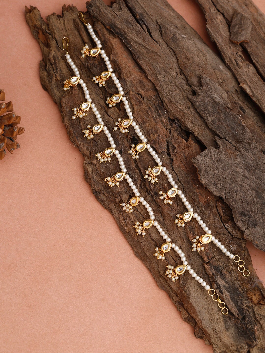 

Ruby Raang Women White & Gold Pearl Anklets