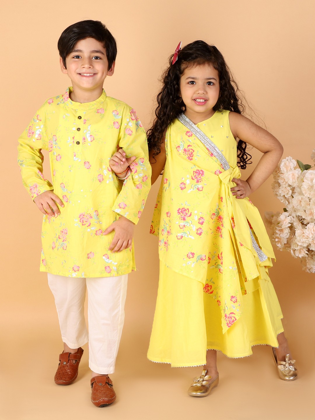 

LIL DRAMA Yellow Floral Maxi Dress