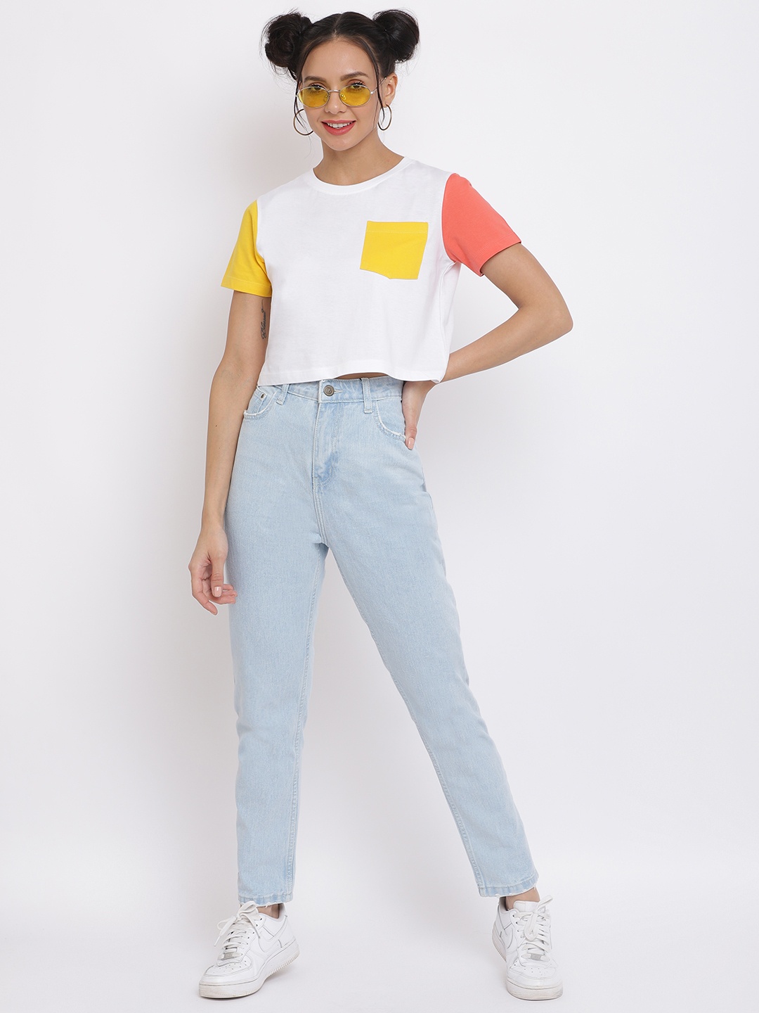 

Belliskey Women White & Yellow Colourblocked Pockets Crop T-shirt