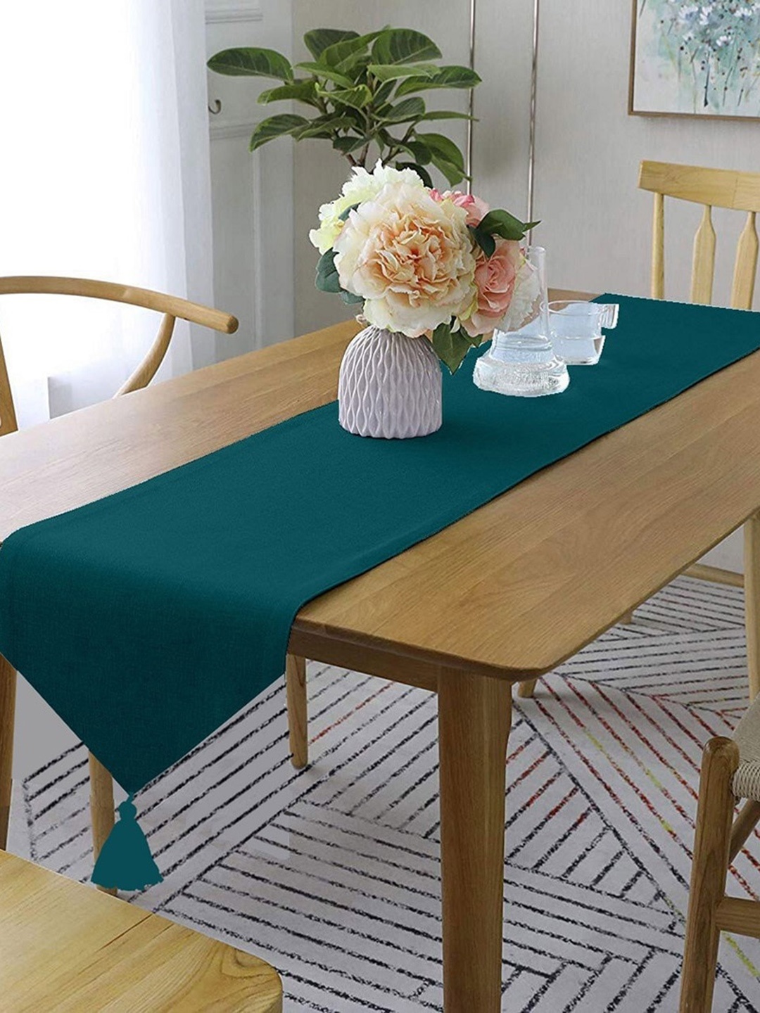 

Lushomes Teal Solid Pure Cotton Dinning Table Runner With Coordinating Cotton Tassel