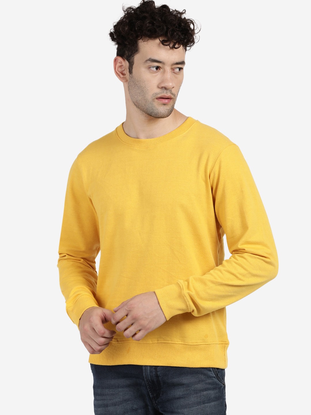 

MASH UNLIMITED Men Yellow Solid Round Neck Sweatshirt