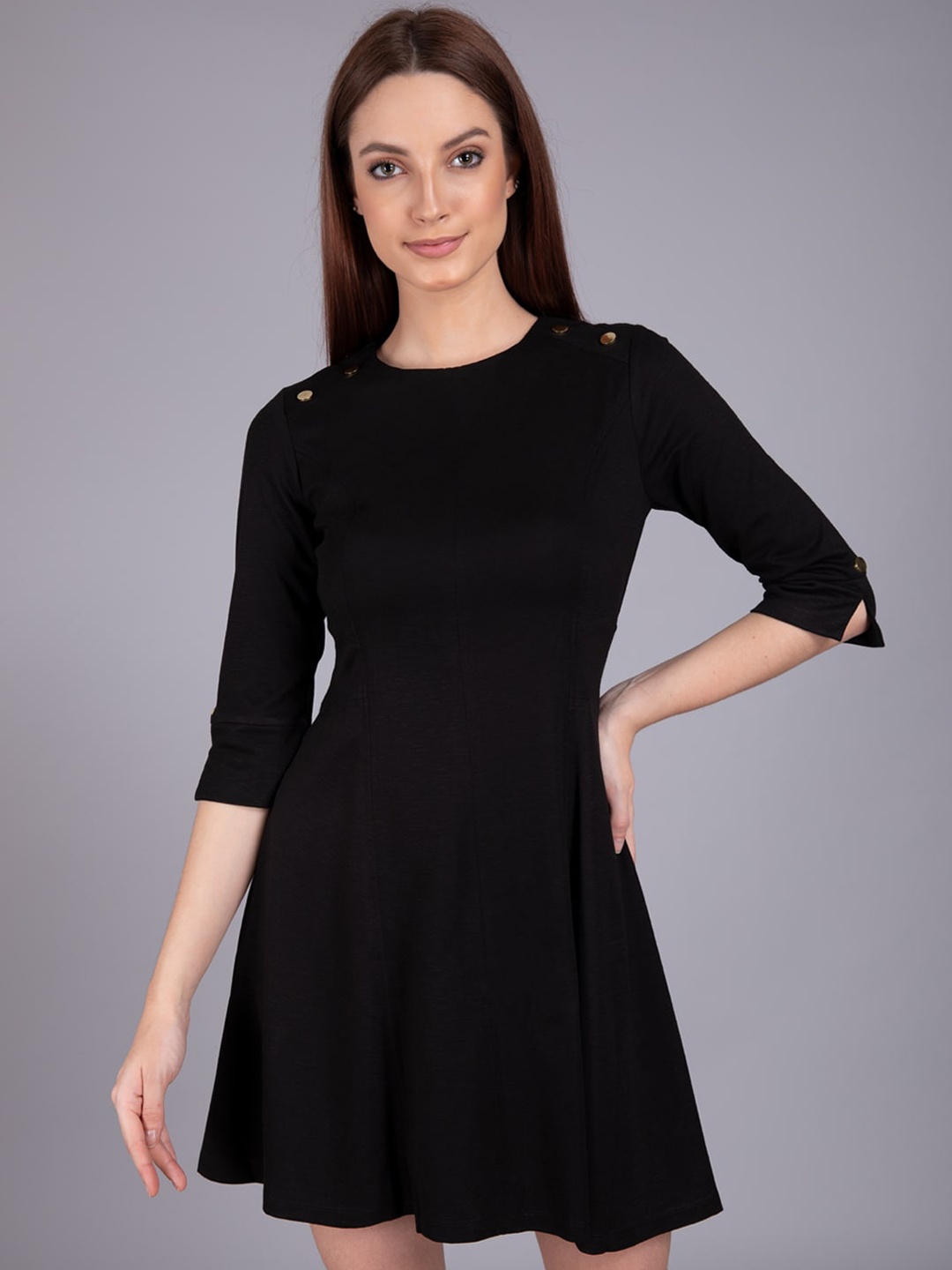 

Madame Black Solid Dress