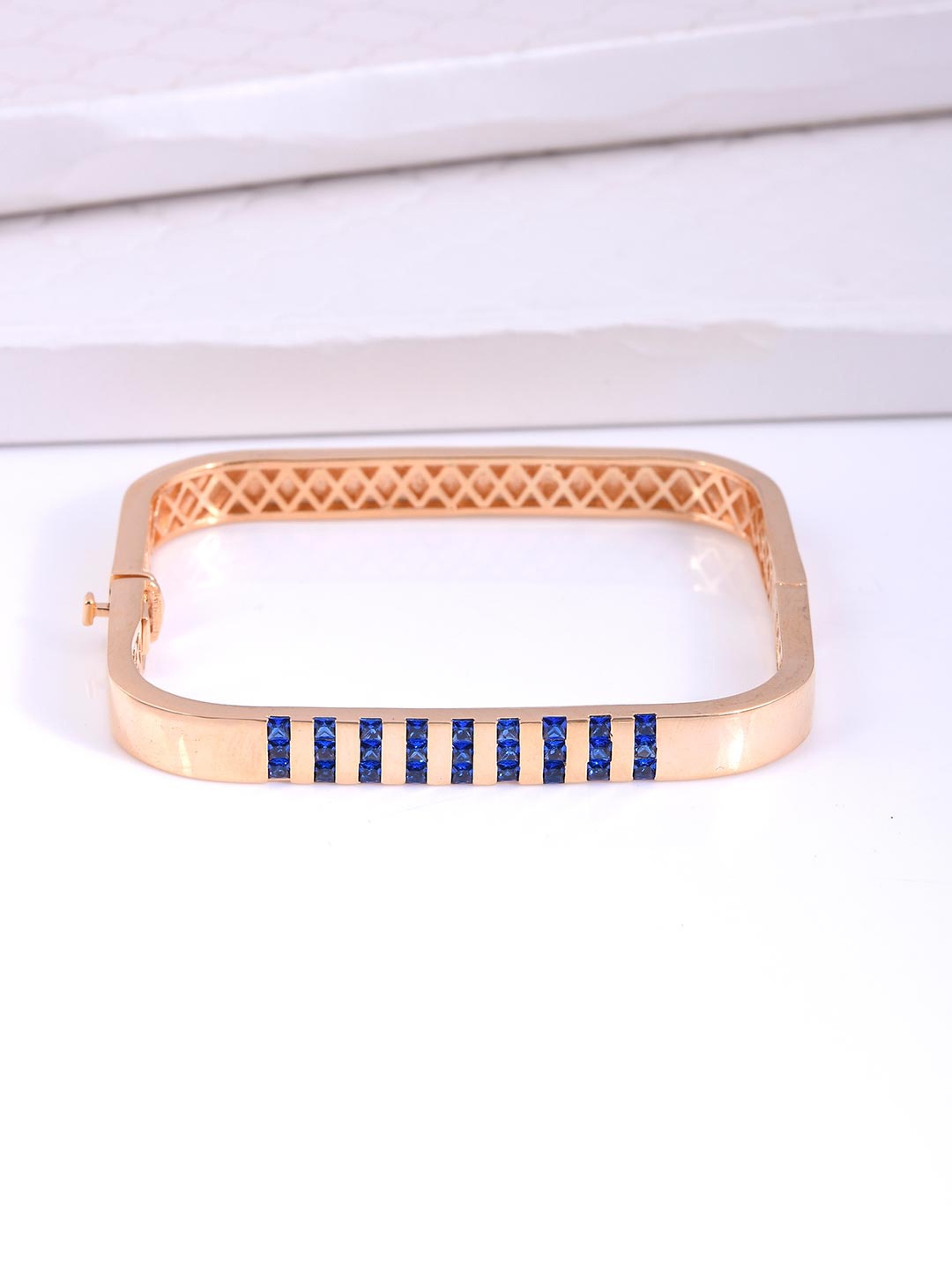 

Tistabene Women Blue & Gold-Plated Squarish Stone Studded Bangle-Style Bracelet