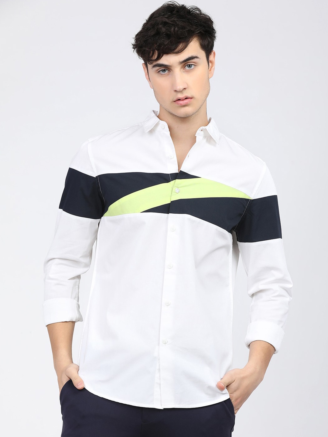 

HIGHLANDER Men White Slim Fit Opaque Casual Shirt