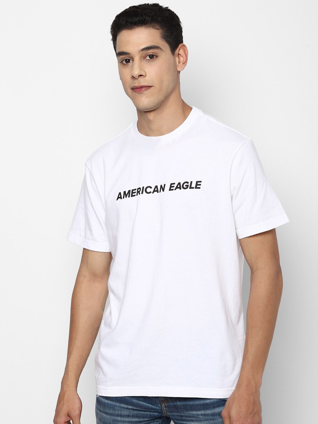 

AMERICAN EAGLE OUTFITTERS Men White & Black Brand Logo Printed Slim Fit T-shirt