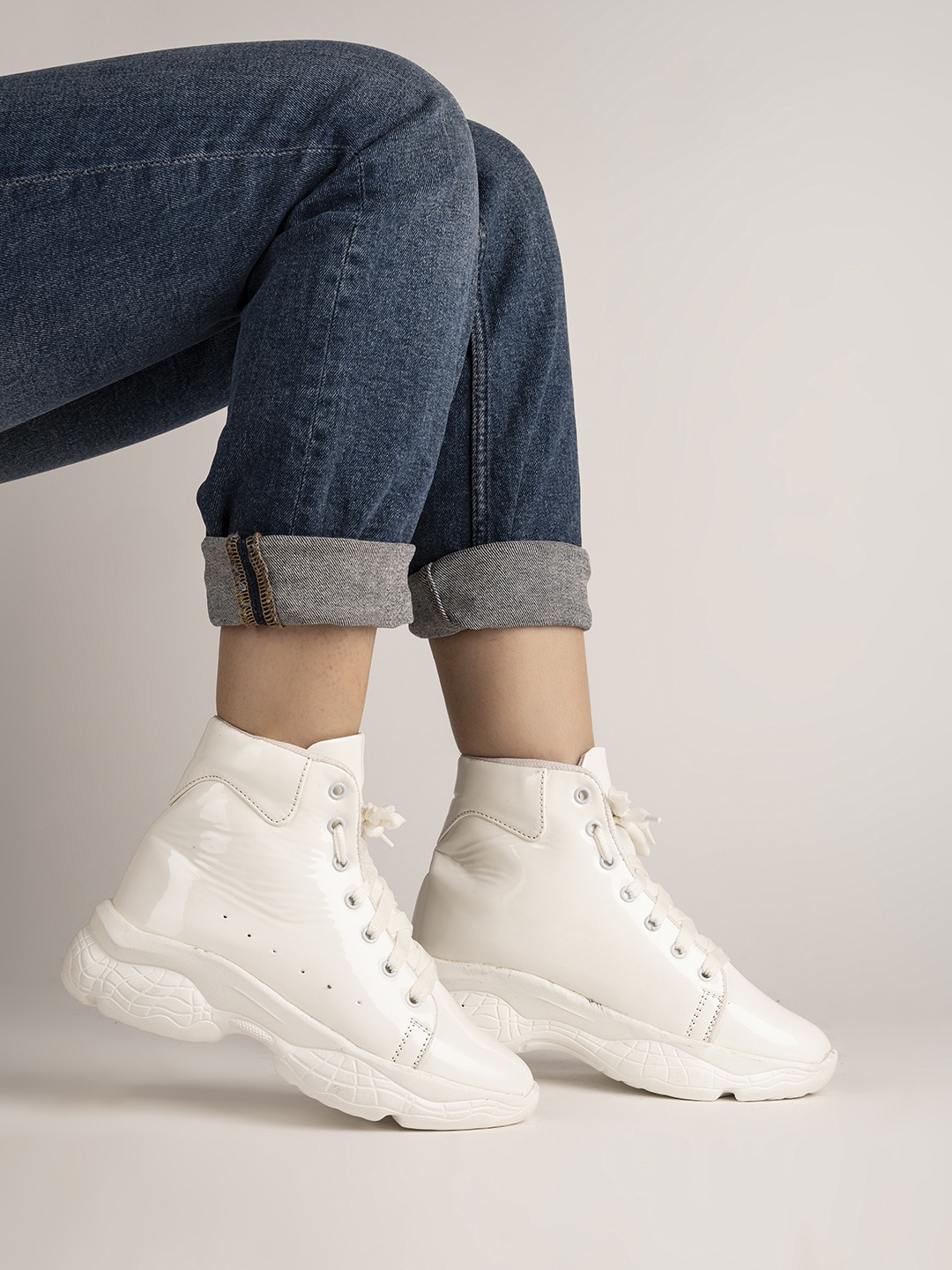 

Shoetopia Women White Mid-Top Sneakers