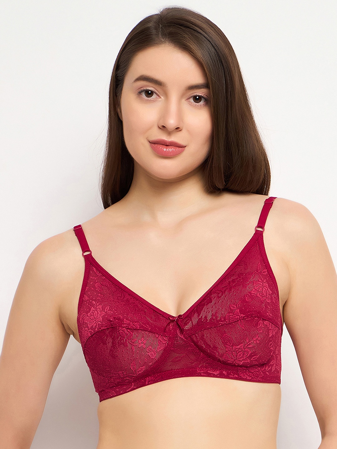 

Clovia Chic Non-Padded Wirefree Bra In Maroon