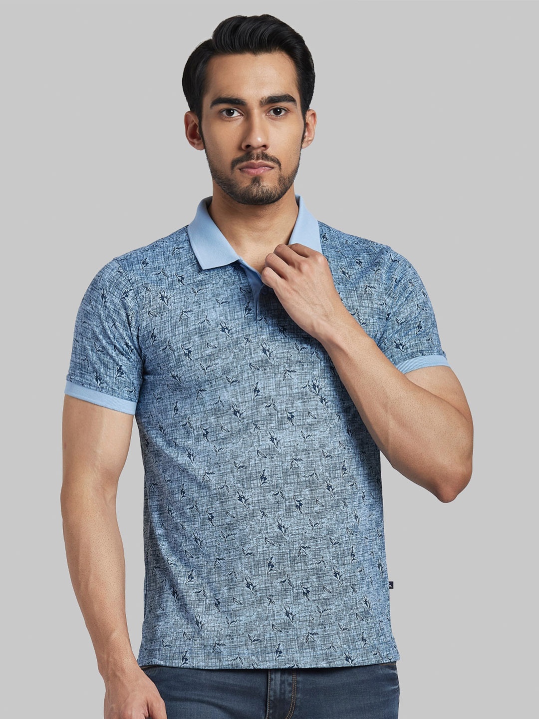 

Parx Men Blue Polo Collar Pockets T-shirt