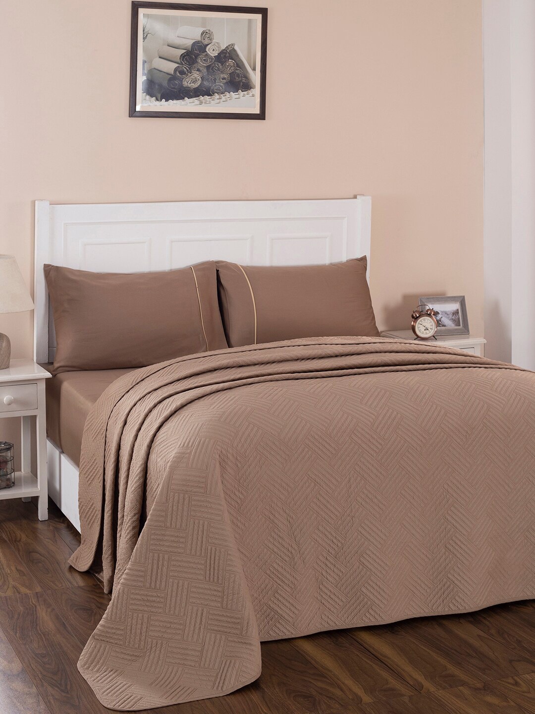 

MASPAR Beige Geometric AC Room 110 GSM Single Bed Quilt