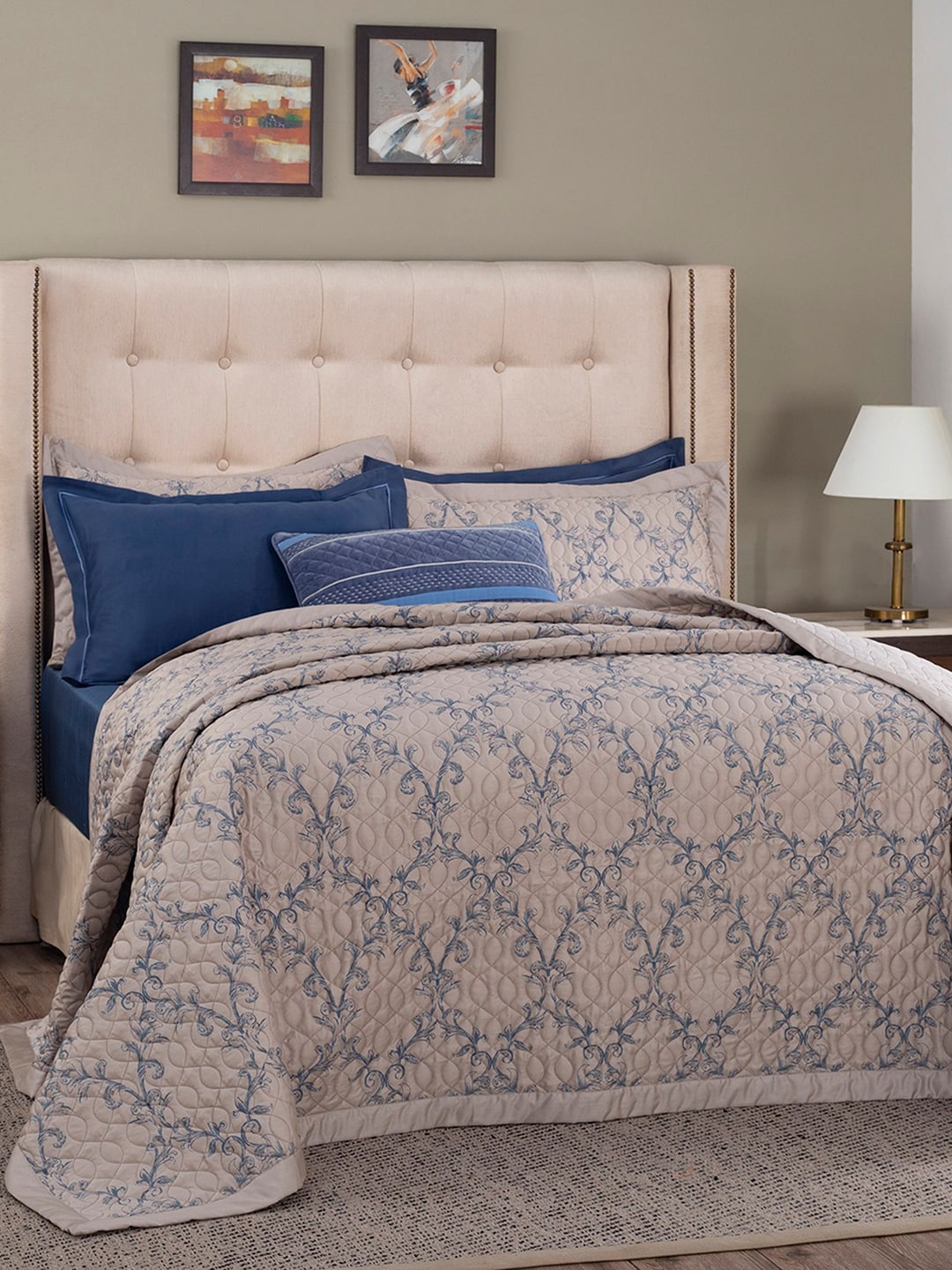 

Maspar Blue & Beige Jacquard 100GSM Cotton Blue Double 7 Piece Quilt Set