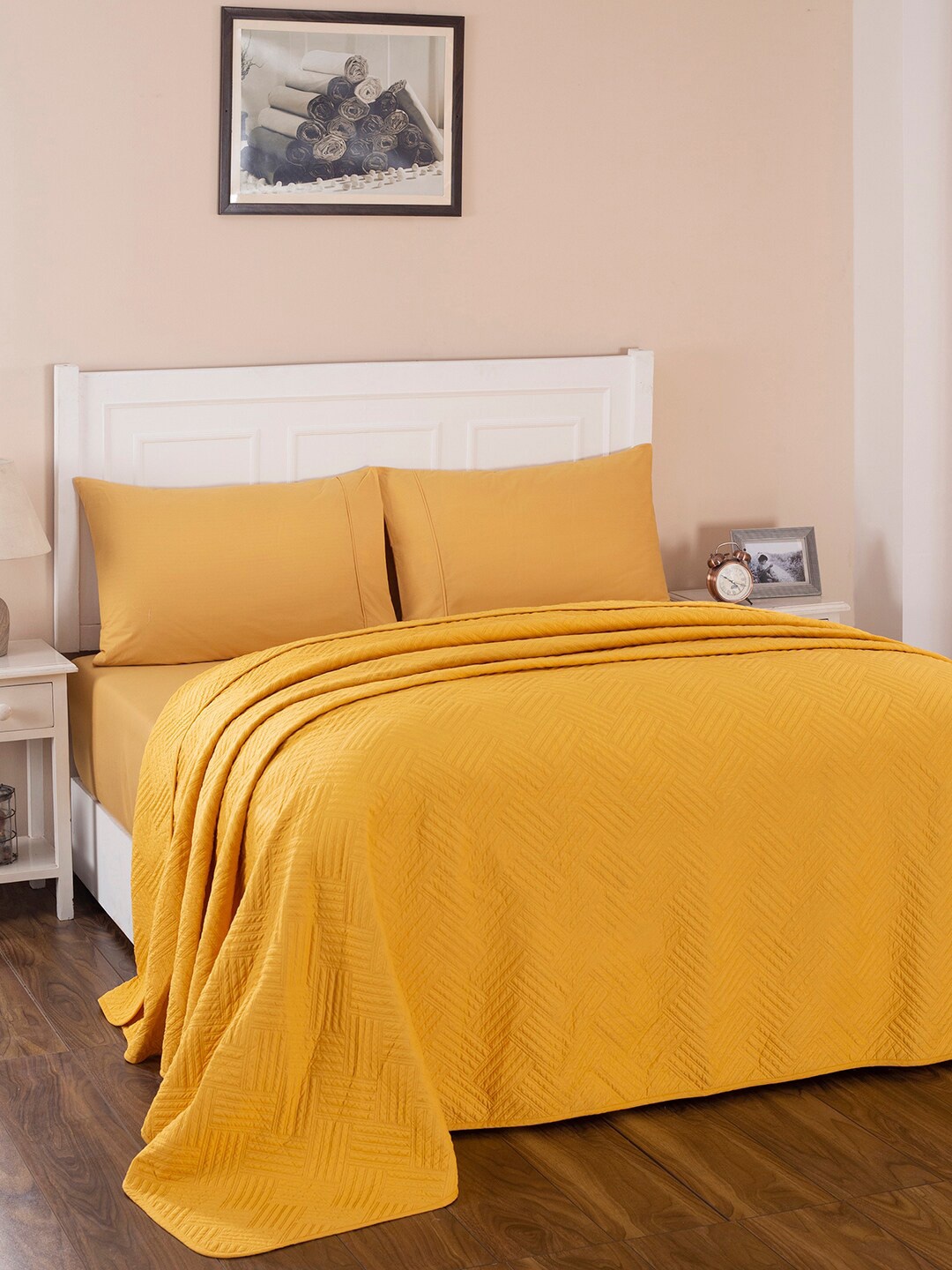 

MASPAR Yellow AC Room 110 GSM Single Bed Quilt