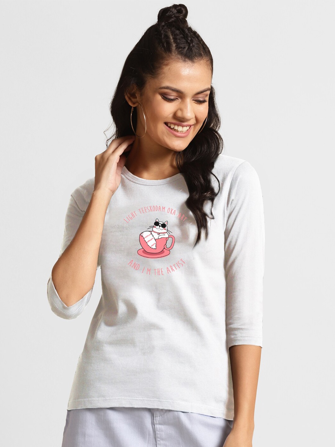 

Bewakoof Women White Pure Cotton Lite Teeskodam Oka Art Printed T-shirt
