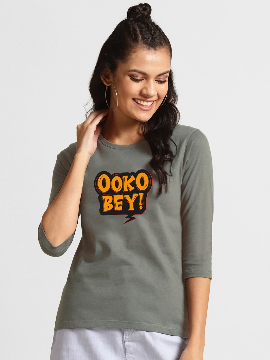 Bewakoof Women Grey Typography Printed T-shirt