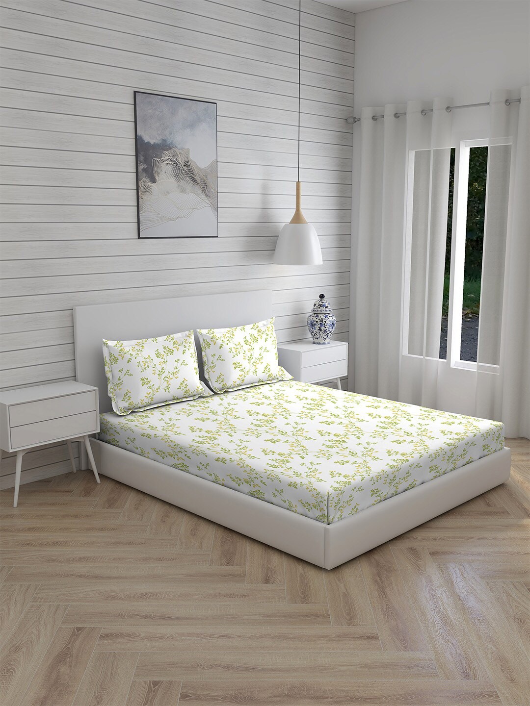 

Boutique Living India White & Green Floral 160 TC King Bedsheet with 2 Pillow Covers