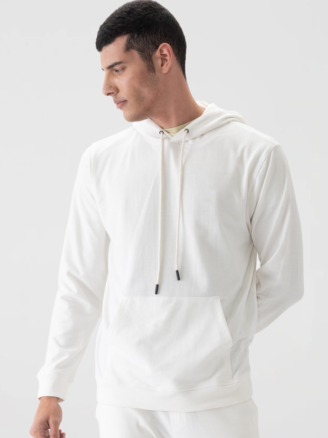 

DaMENSCH Men Better Basics Regular Fit Pullover Hoodie, White
