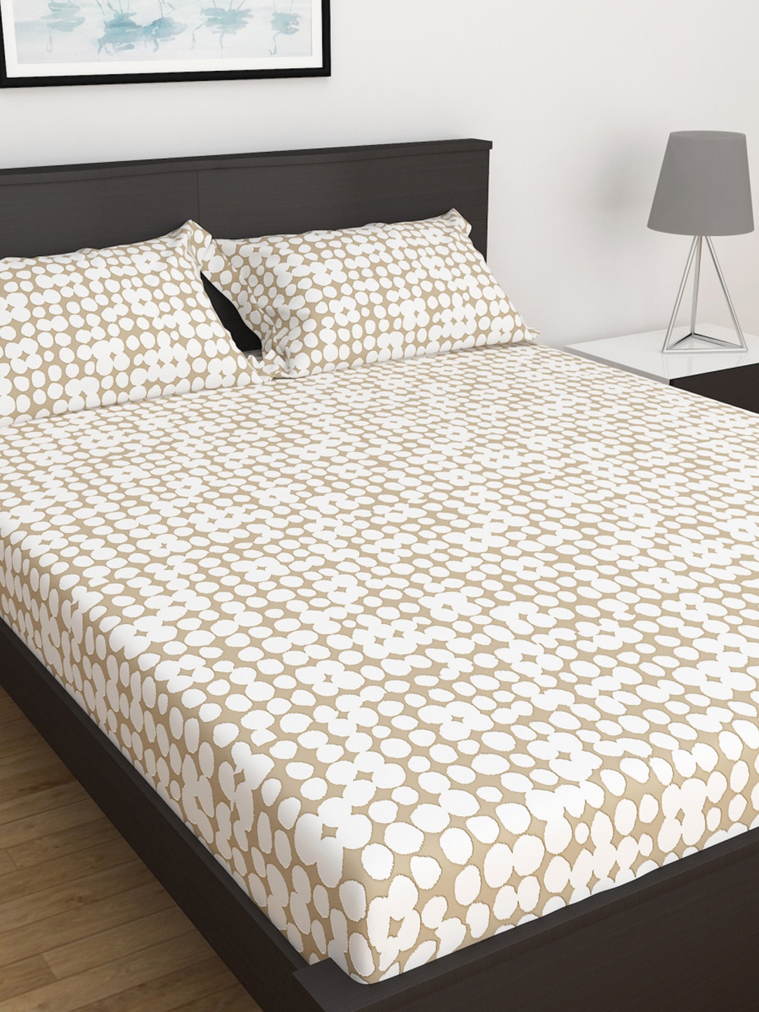 

Home Centre King Bedsheet with 2 Pillow Covers, Beige