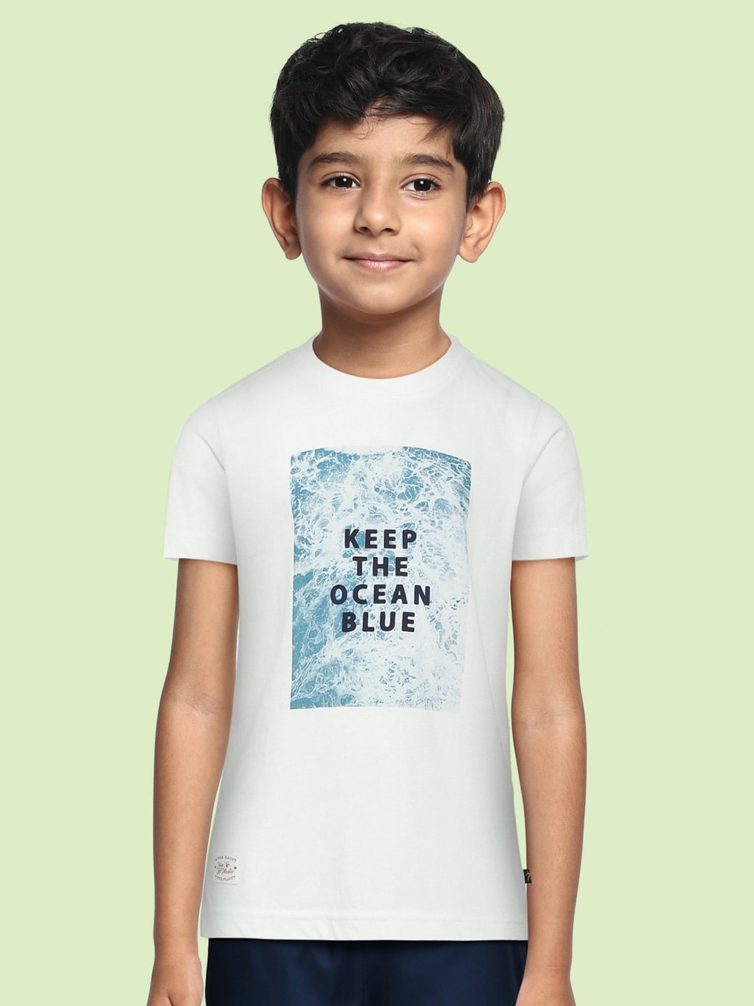

Indian Terrain Boys White Typography Printed Pure Cotton T-shirt