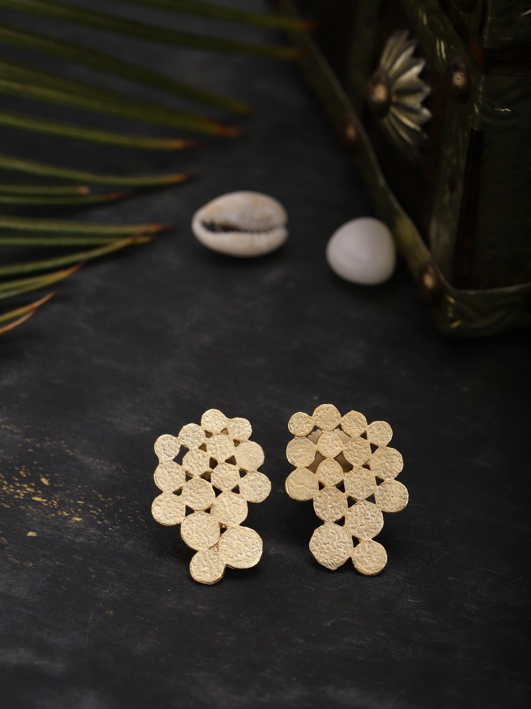 

Berserk Gold-Plated Contemporary Studs