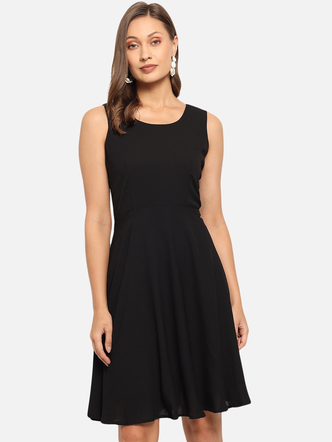 

Just Wow Black Formal Dress
