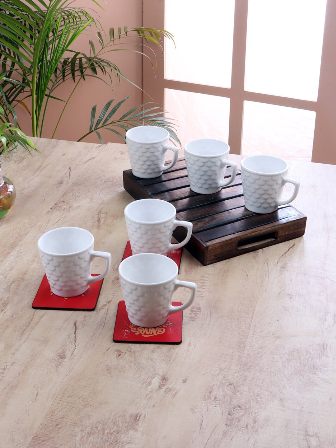 

CDI White Textured 6-Pieces Ceramic Glossy Cups Set